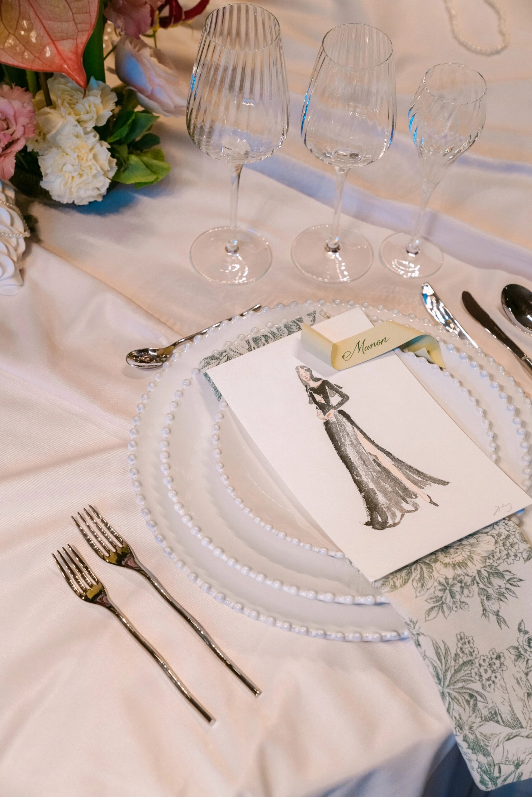 Aquarell-Gästeporträt auf dem Tisch, Hochzeit im InterContinental Genf.
