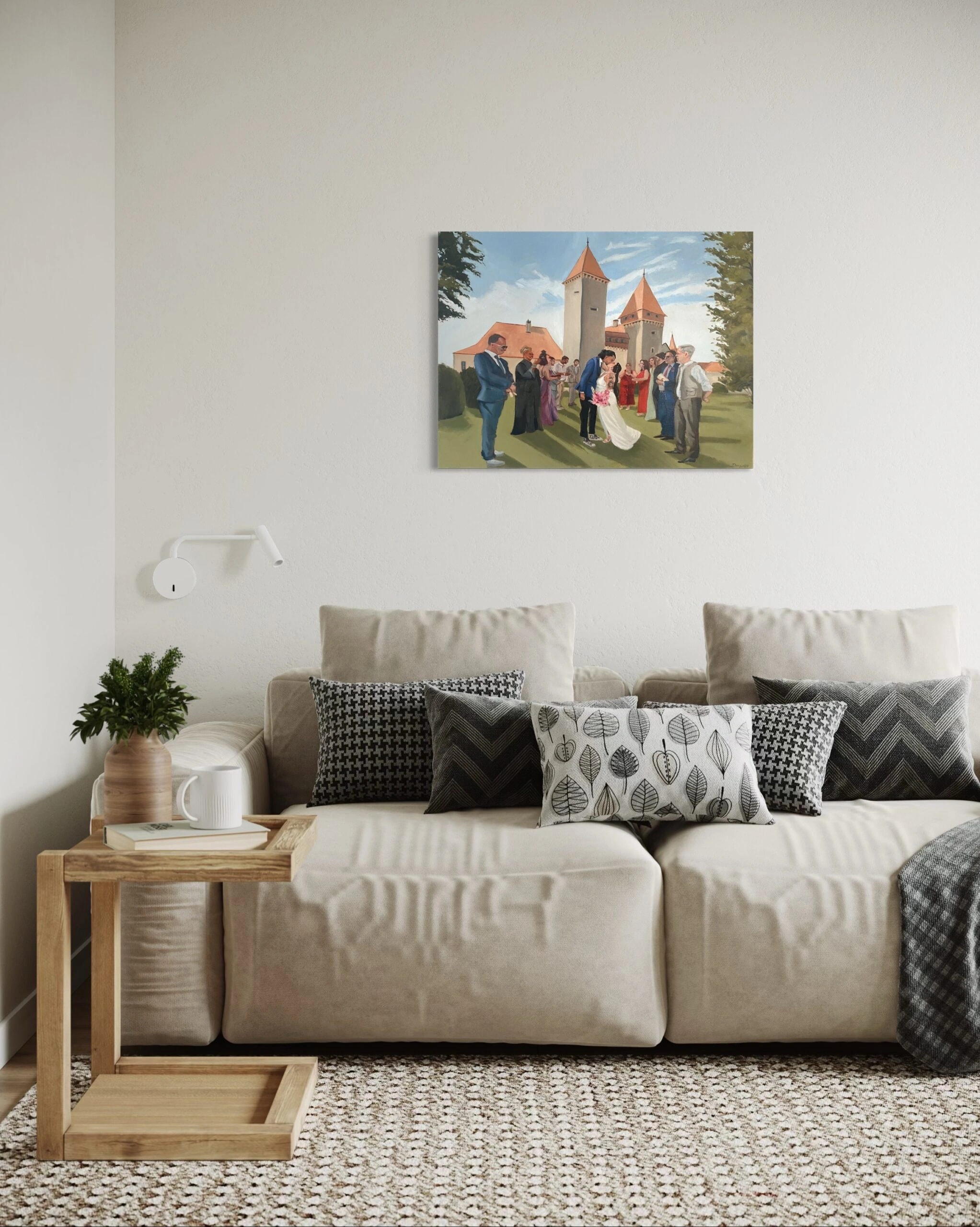 Hochzeitsgemälde 60 × 80 cm in einem hellen Wohnzimmer, frontal.